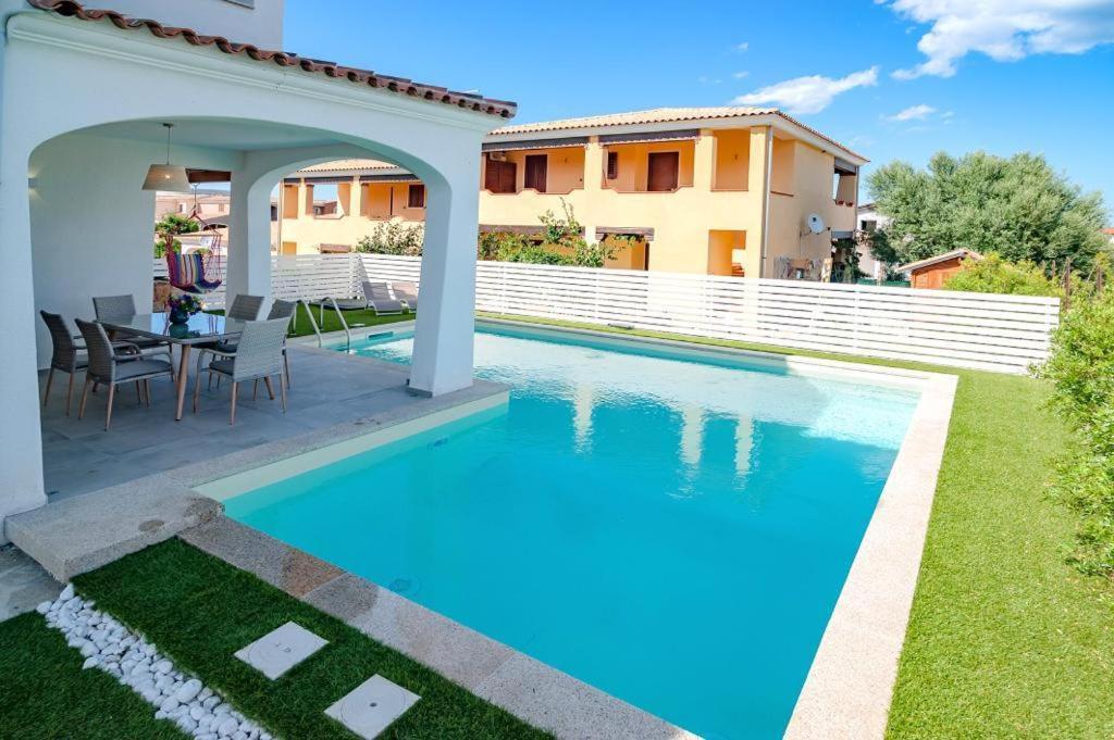 Villa Paradise Budoni Eksteriør bilde